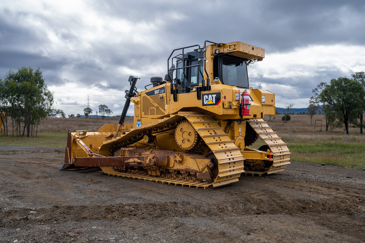 2015 Caterpillar D6T LGP Dozer – photograph 8